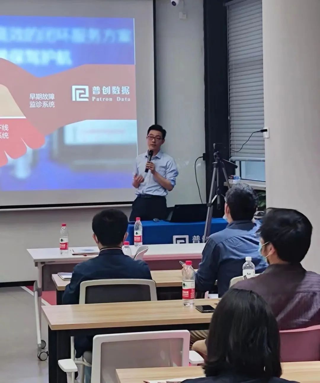 全國(guó)高校巡回研討會(huì)